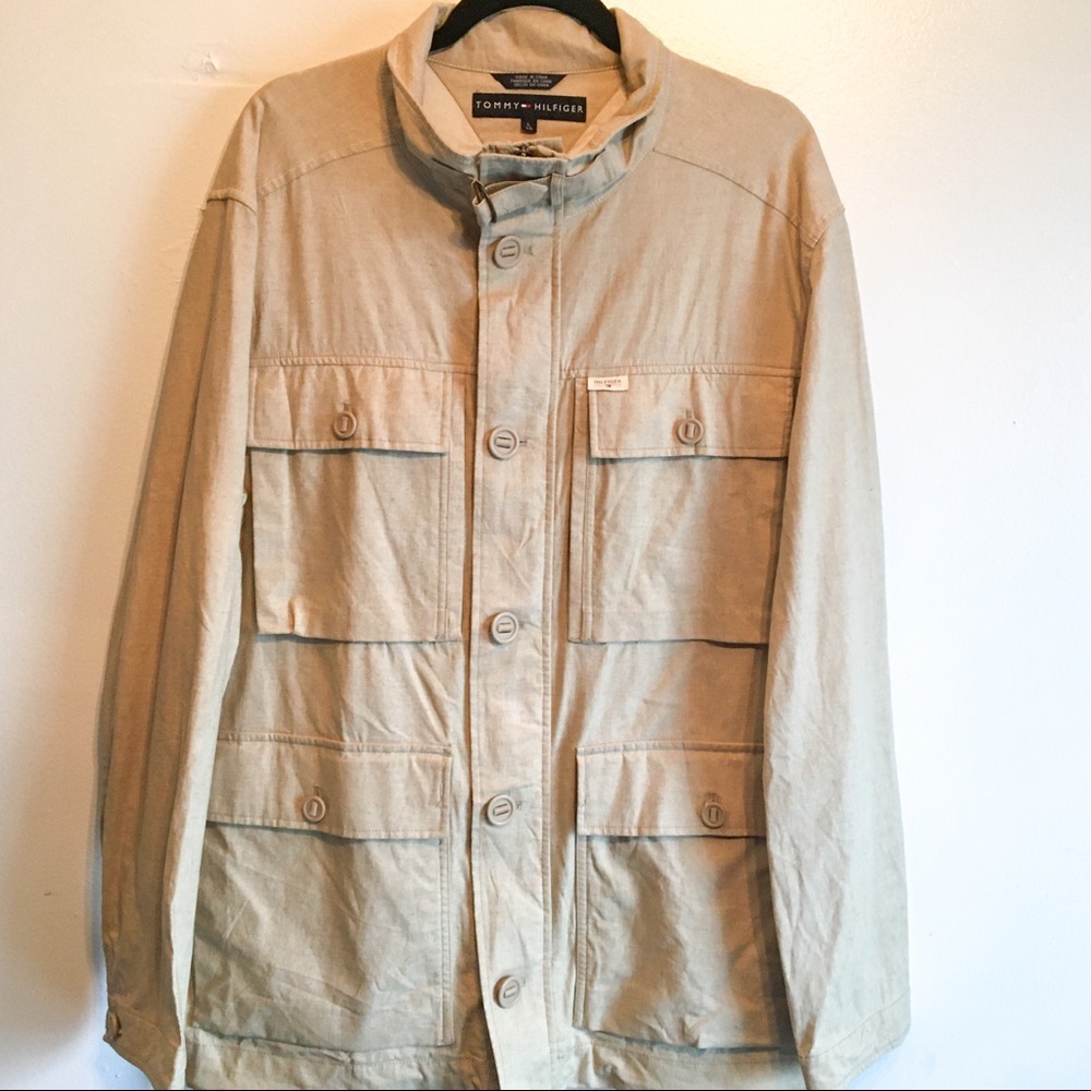 Early Y2K Tommy Hilfiger jacket. Great condition!
